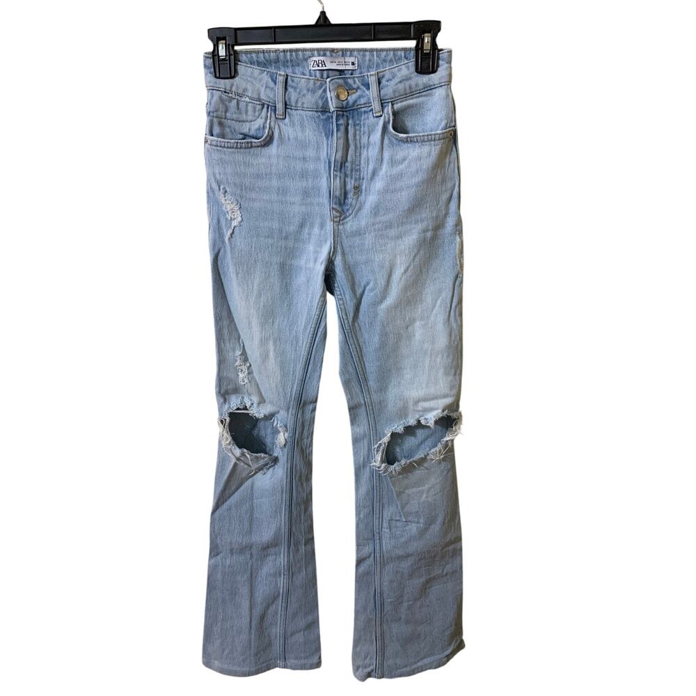 Zara High Waisted Light Wash Distressed Jeans Size 2
